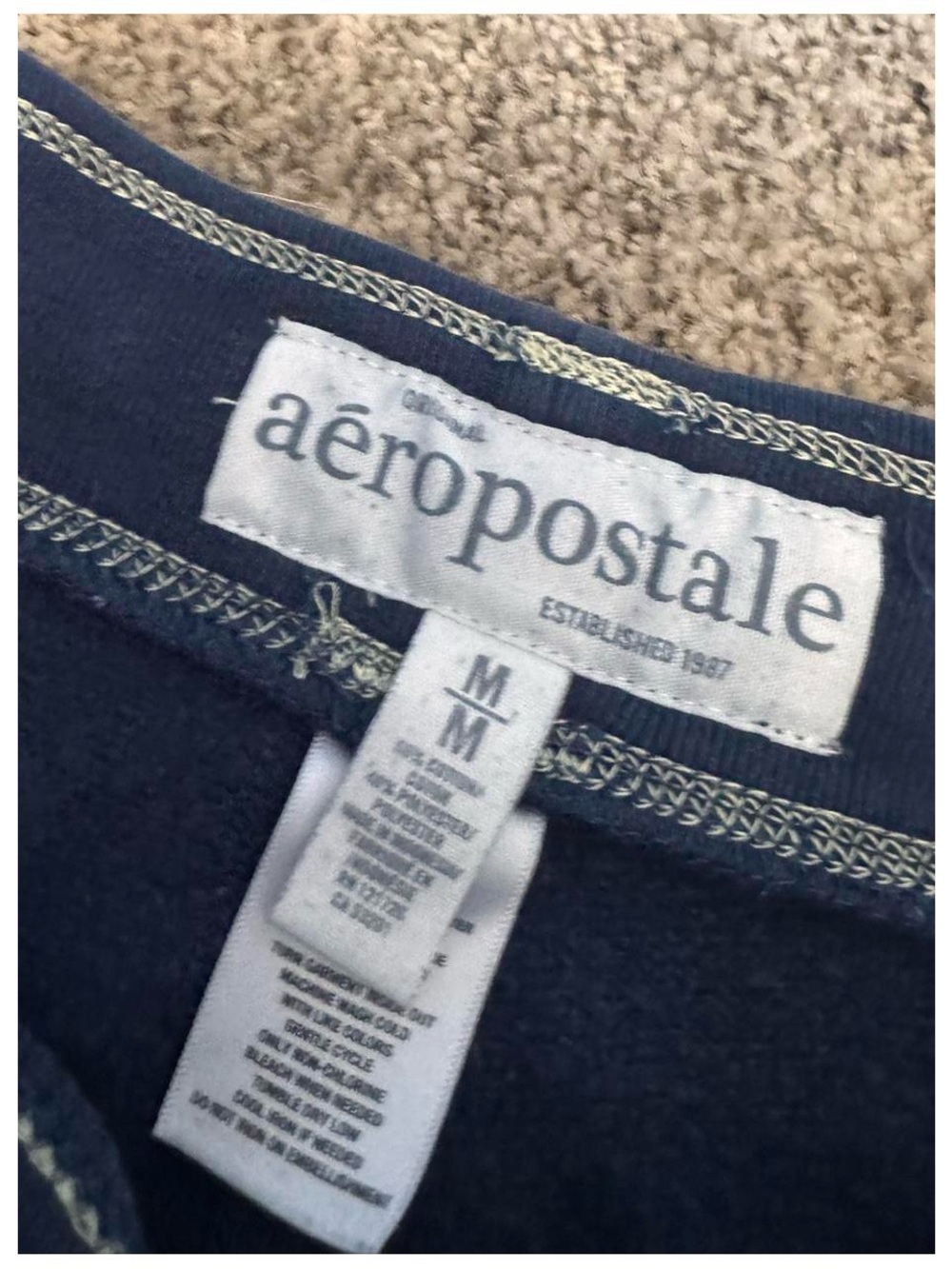 Aeropostale Y2K navy blue shorts with pink and yellow glitter logo - Picture 5 of 5